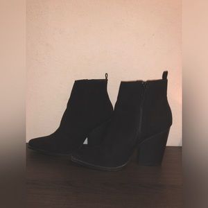 Black heel booties
